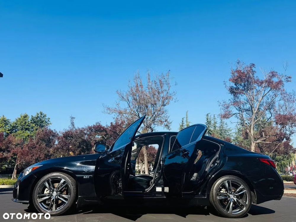 Infiniti Q50 Q50S 3.0t Sport Tech - 13