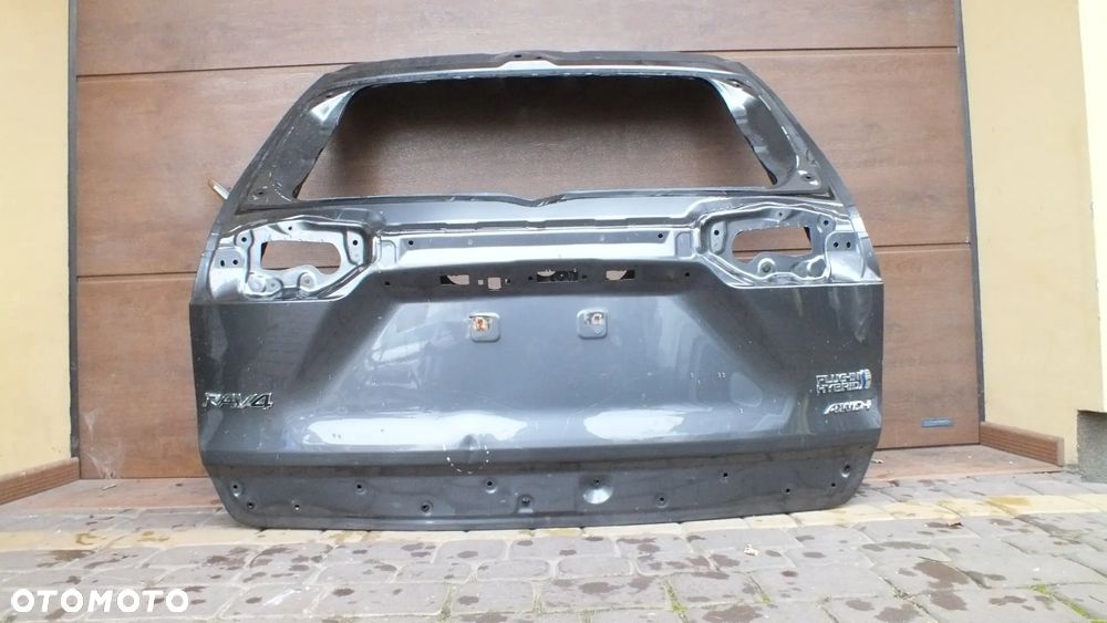 Klapa tylna Toyota rav 4  V - 1