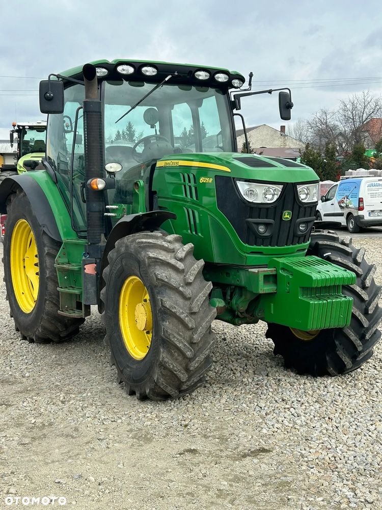 John Deere 6125R - 12