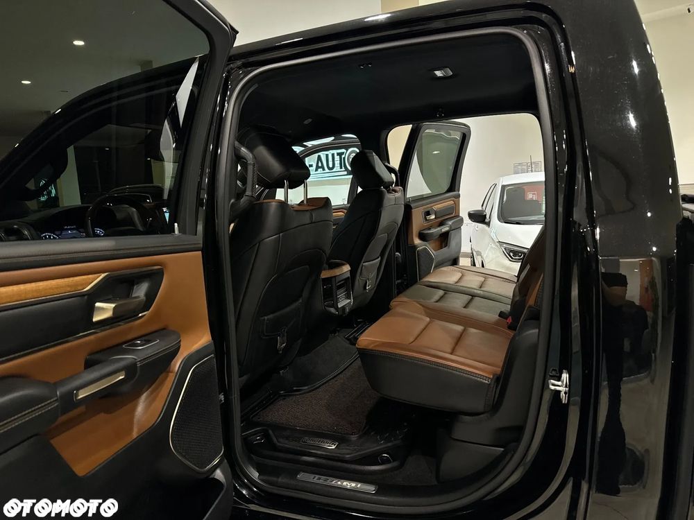 RAM 1500 Crew Cab Longhorn - 29