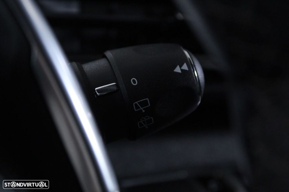 Peugeot 3008 1.5 BlueHDi Allure Pack EAT8 - 25