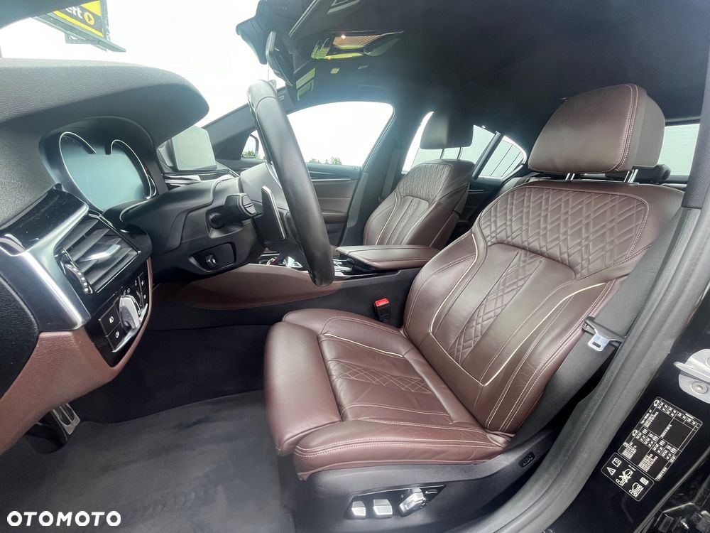 BMW Seria 5 540d xDrive M Sport sport - 14