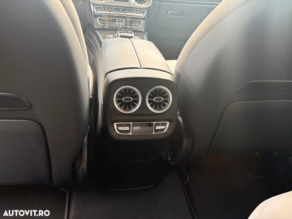 Mercedes-Benz G 500 9G-TRONIC AMG Line - 12