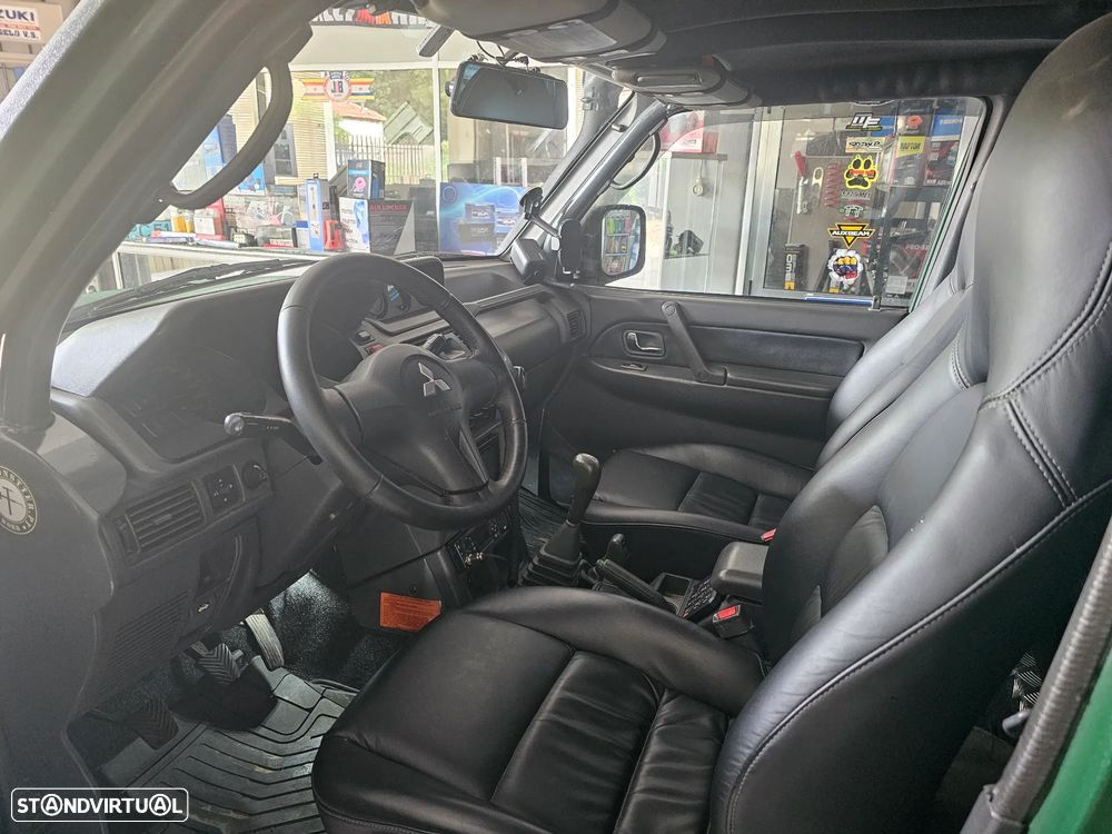 Mitsubishi Pajero 2.8 TD GLX - 8