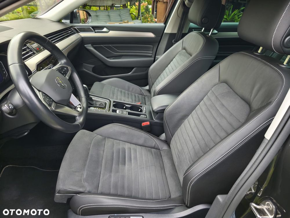 Volkswagen Passat 2.0 TSI Elegance DSG - 20