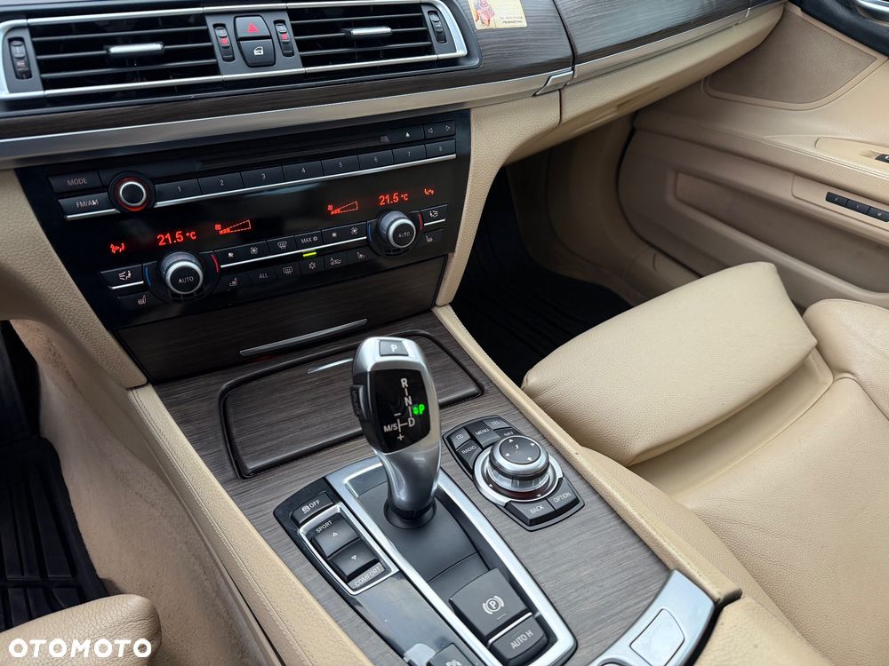 BMW Seria 7 730d - 18