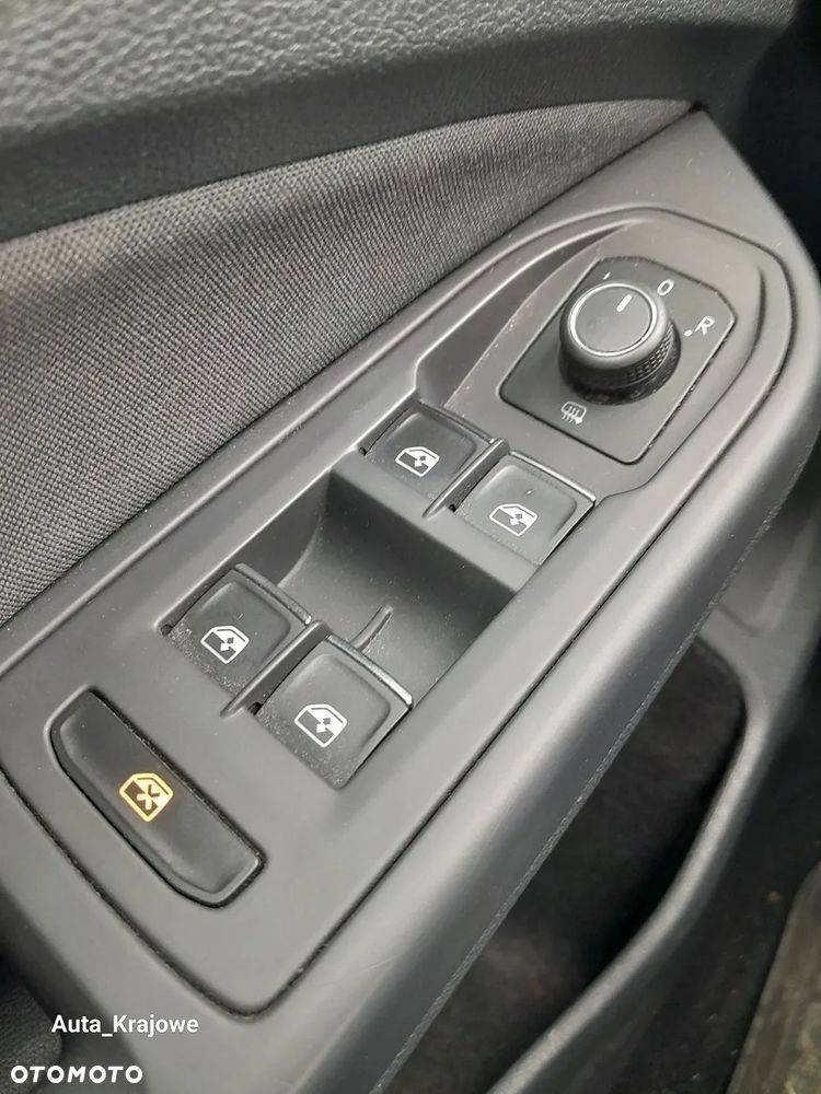 Volkswagen Golf VIII 2.0 TDI Life - 24