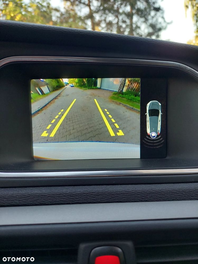 Volvo V40 T2 Momentum - 17