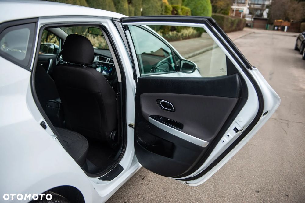 Kia Ceed 1.4 CVVT Vision - 34