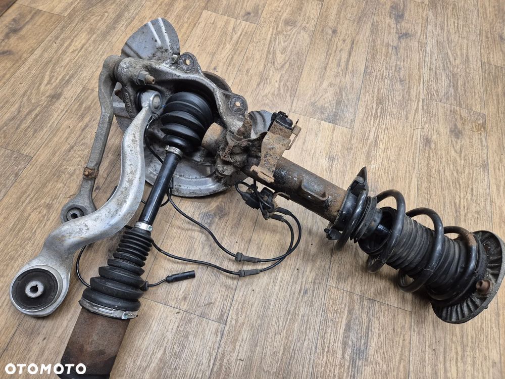 BMW F31 KOMPLETNA ZWROTNICA LEWY PRZÓD PRZEDNIA X-DRIVE AMOR VDC PÓŁOŚ - 10