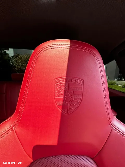 Porsche 992 - 10