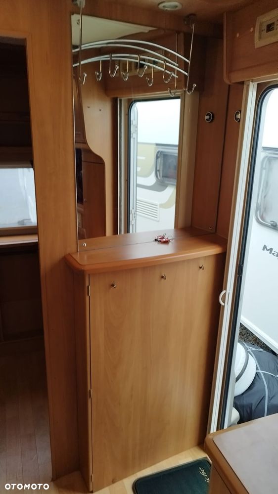 SWIFT Corniche - 21