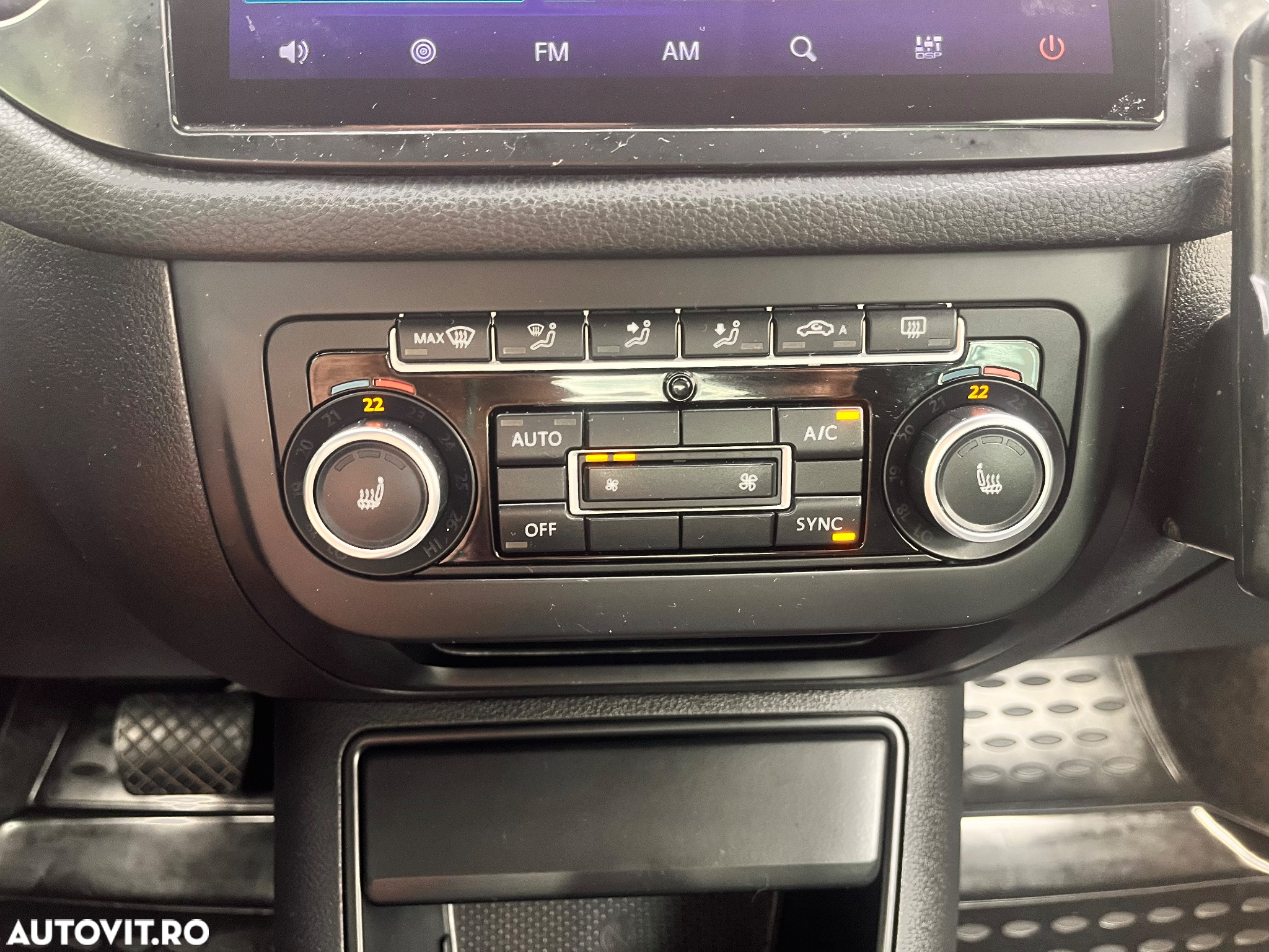 Volkswagen Tiguan 2.0 TDI 4Motion DSG Sport & Style - 14
