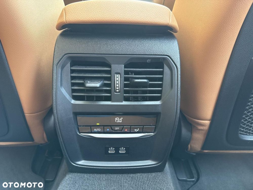 BMW i4 83.9kWh eDrive 40 - 21