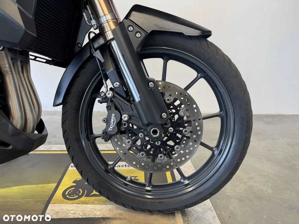 Triumph Tiger - 8