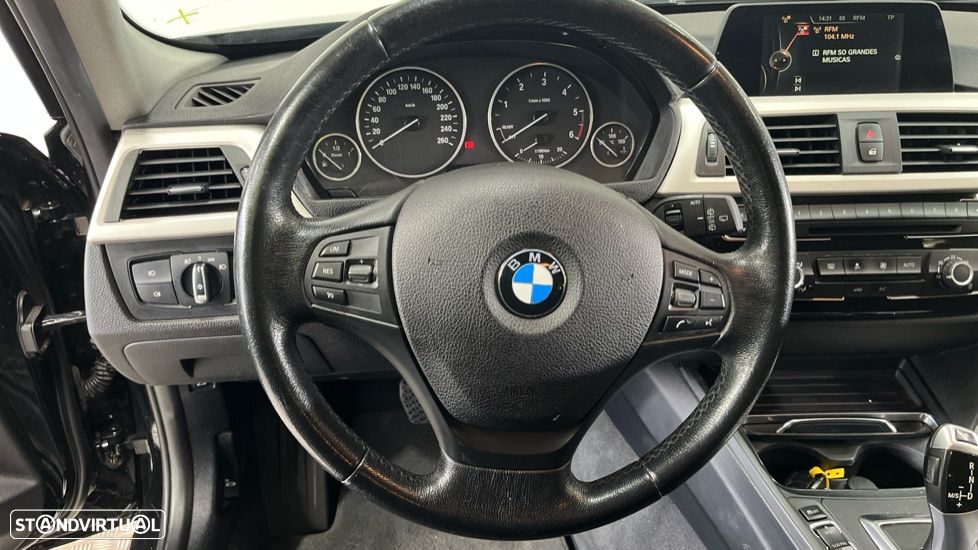 BMW 318 d Touring Advantage Auto - 12