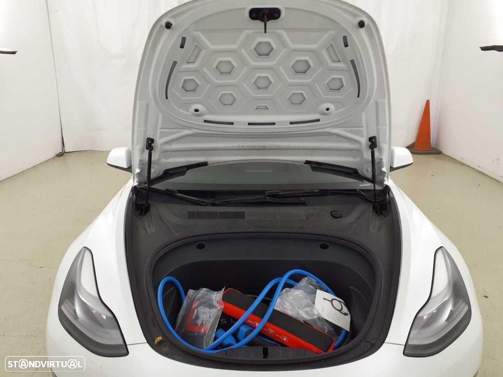 Tesla Model 3 Long Range AWD Dual Motor Performance - 9