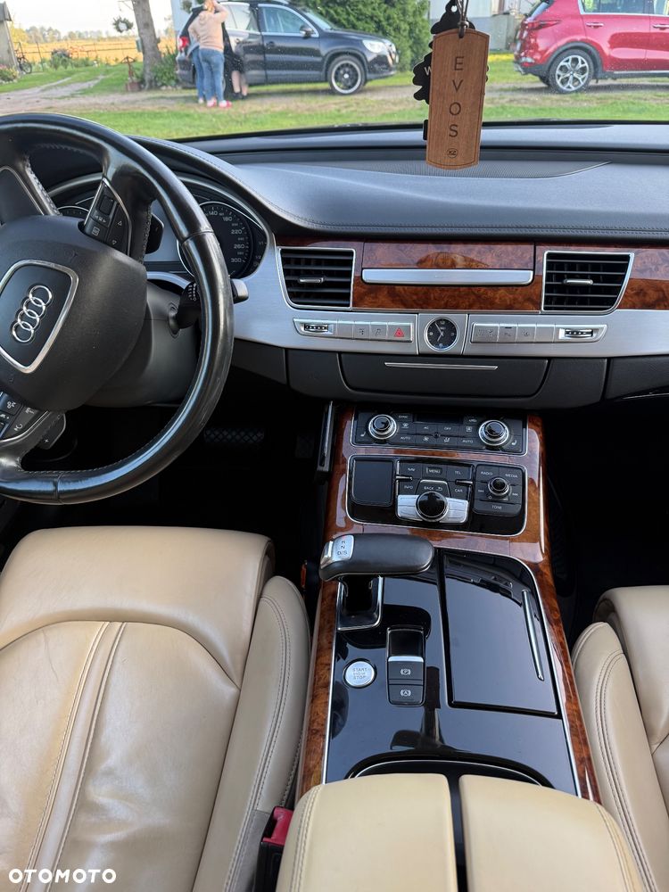 Audi A8 4.2 TDI Quattro - 8