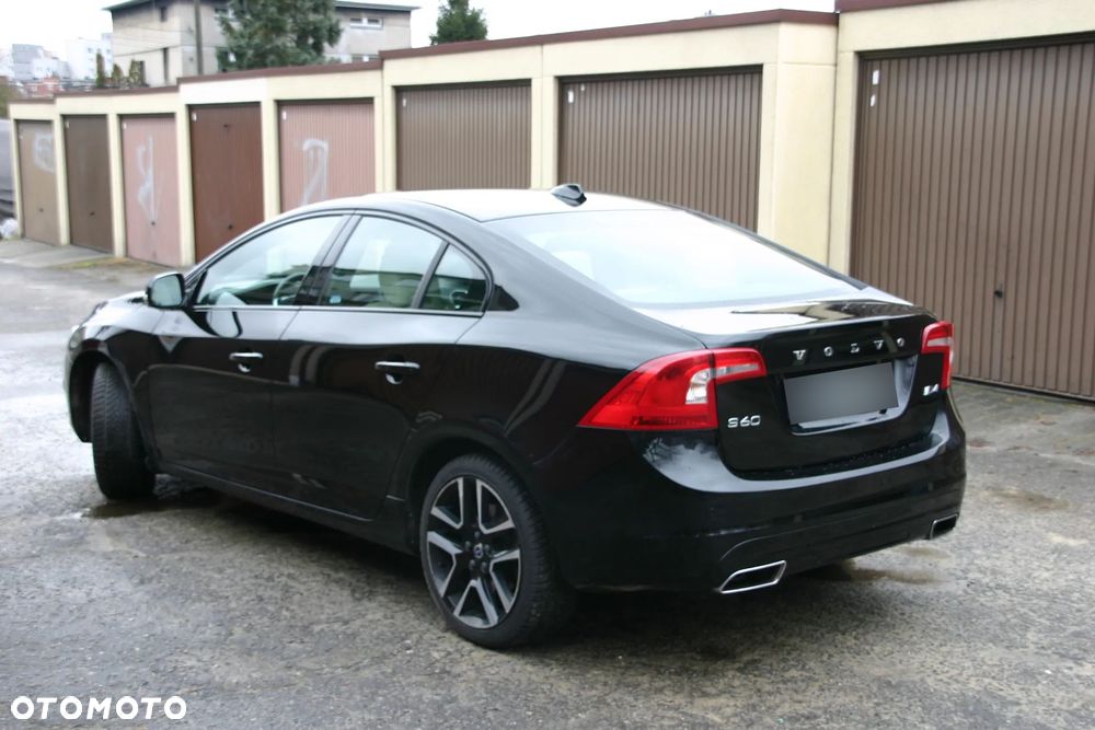 Volvo S60 D4 Drive-E Momentum - 8