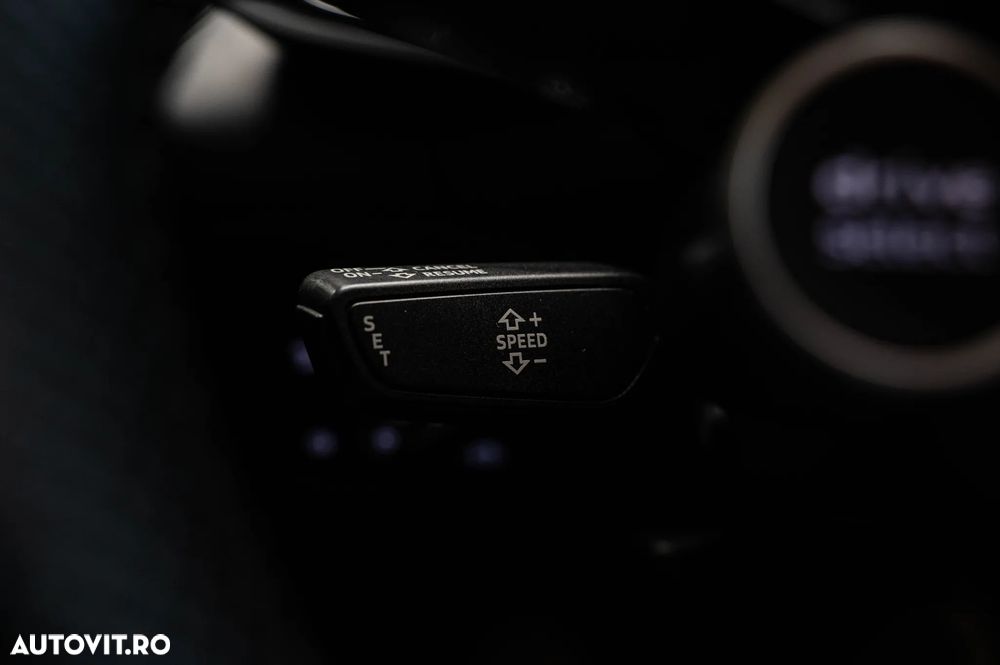 Audi R8 V10 5.2 FSI quattro S tronic - 27