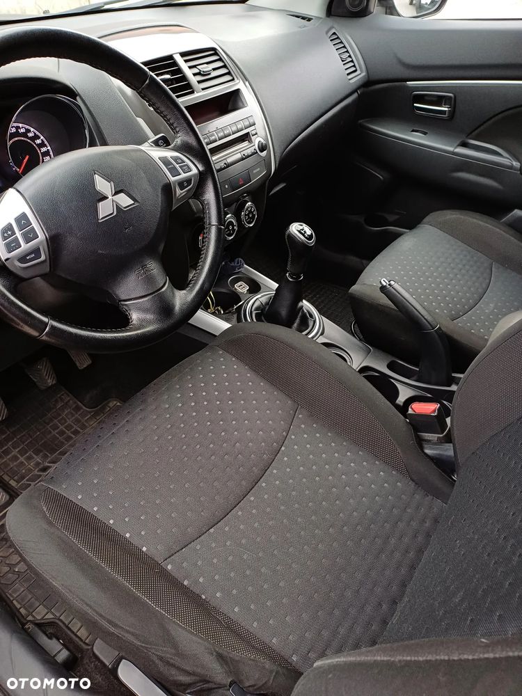 Mitsubishi ASX 1.6 Inform - 8