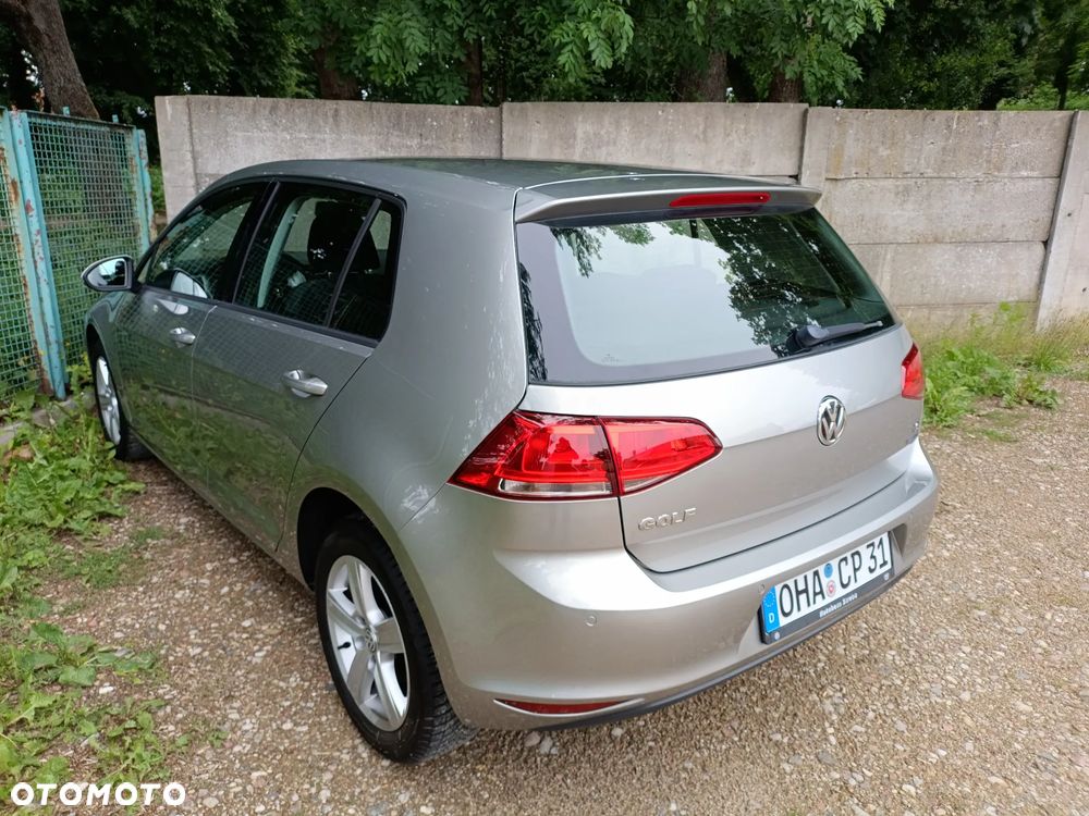 Volkswagen Golf 1.2 TSI Style - 11