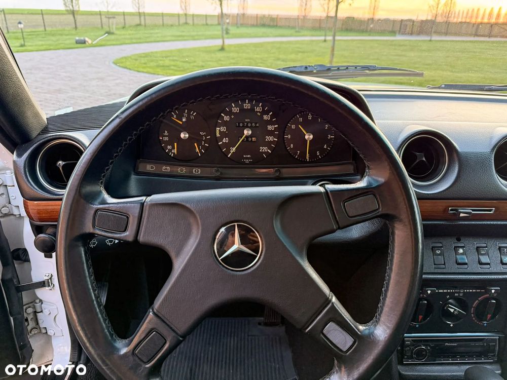 Mercedes-Benz W123 - 5