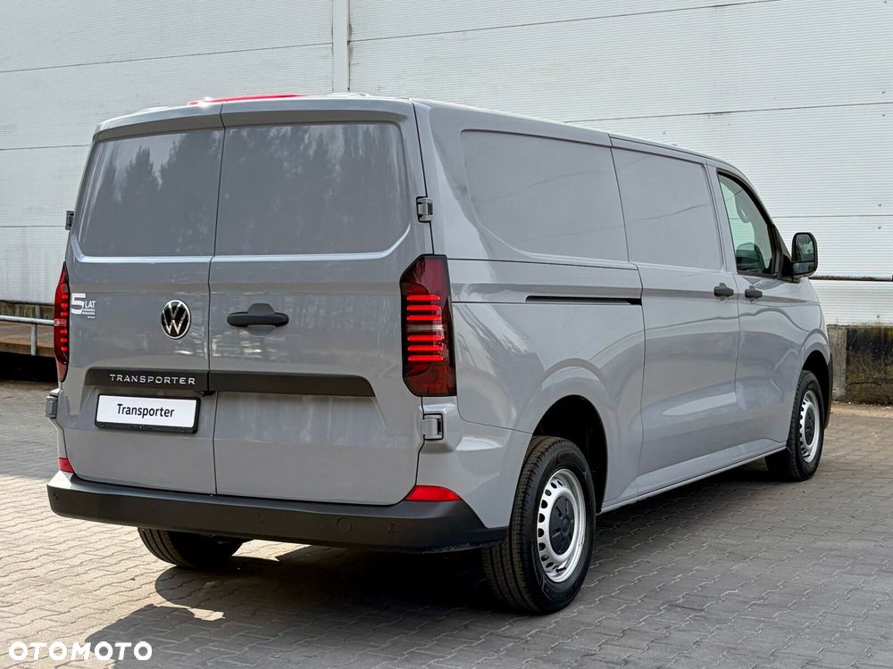 Volkswagen Transporter Furgon silnik: 2,0 l TDI 150 KM / skrzynia biegów: 6-biegowa manualna rozstaw osi: 3500 mm - 13