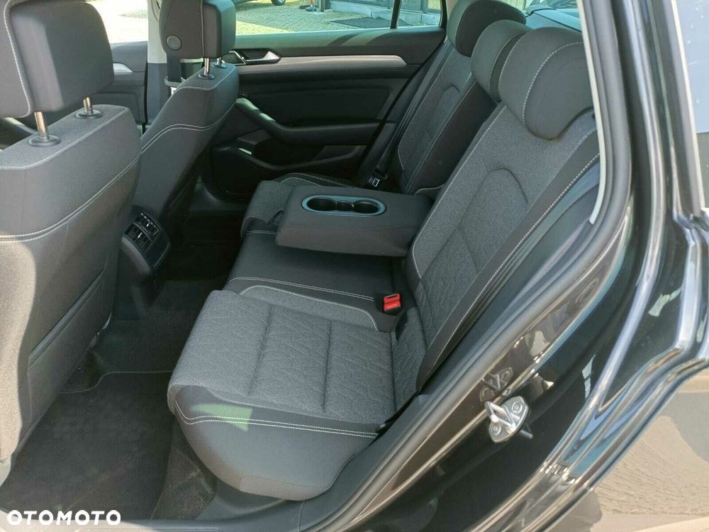 Volkswagen Passat 1.5 TSI EVO Business DSG - 11