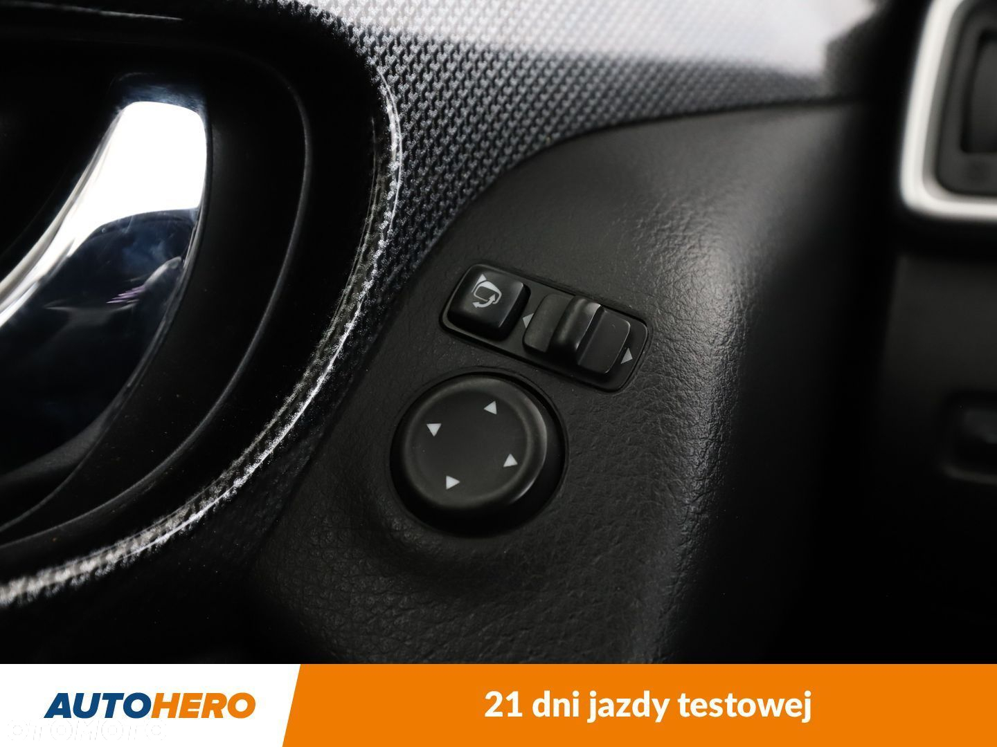 Nissan X-Trail 1.6 DCi N-Connecta 2WD EU6 - 30