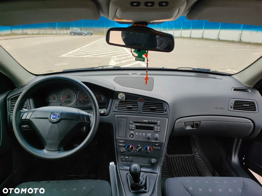 Volvo S60 2.4 D5 - 16