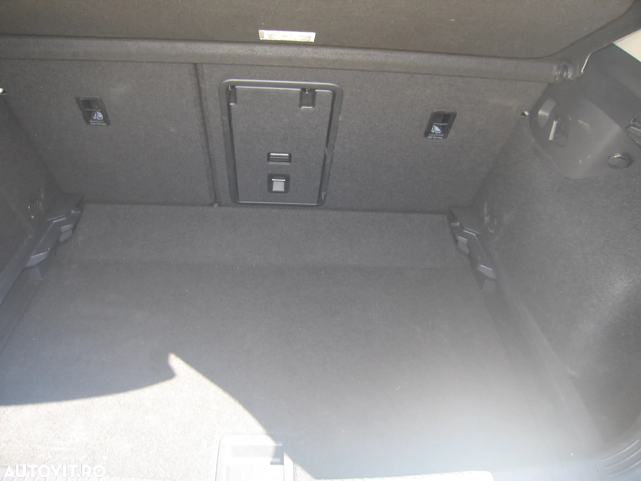 Volkswagen Golf 2.0 TDI DSG Highline - 21