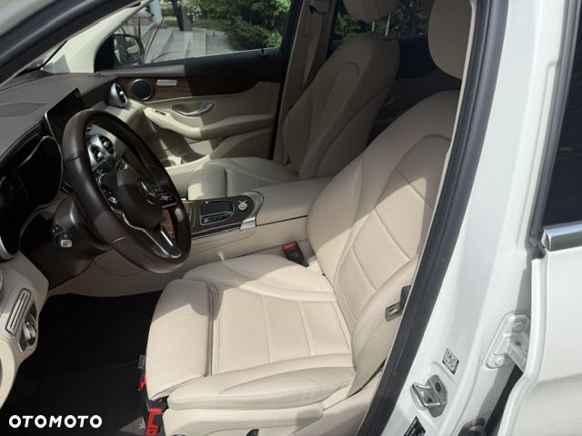 Mercedes-Benz GLC 200 d 4-Matic - 4