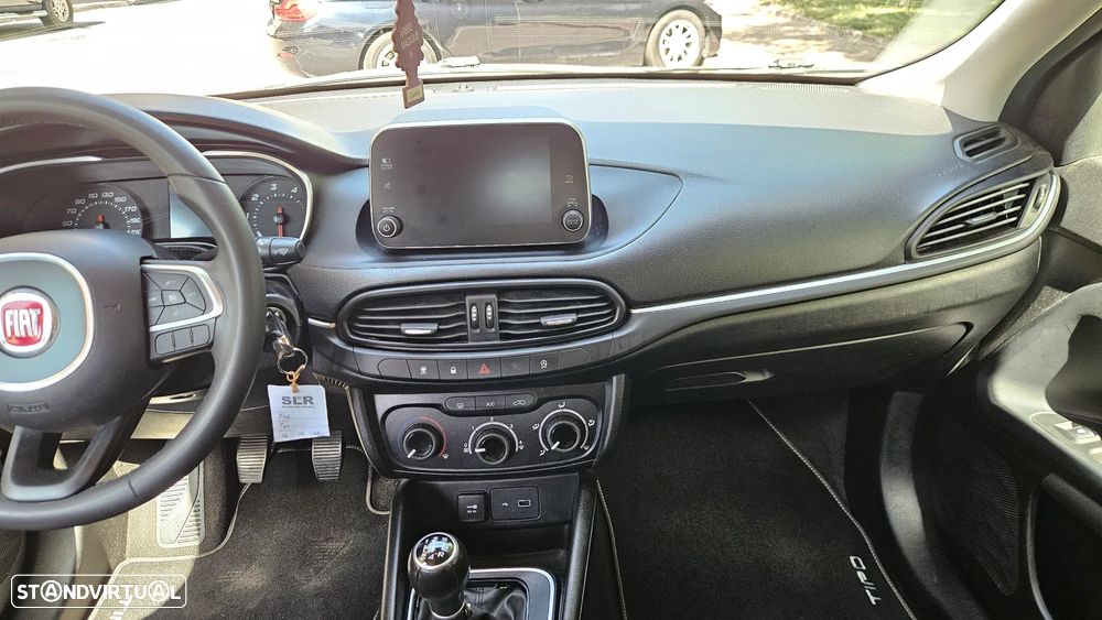 Fiat Tipo 1.3 M-Jet Easy - 17