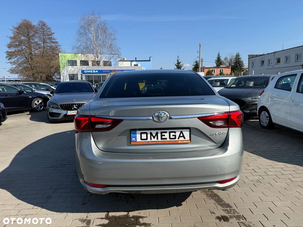 Toyota Avensis 1.8 Prestige MS - 5