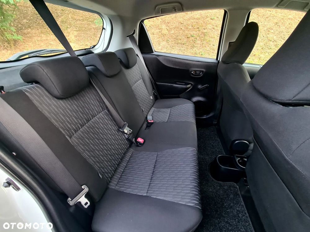 Toyota Yaris 1.33 VVT-i Life - 17