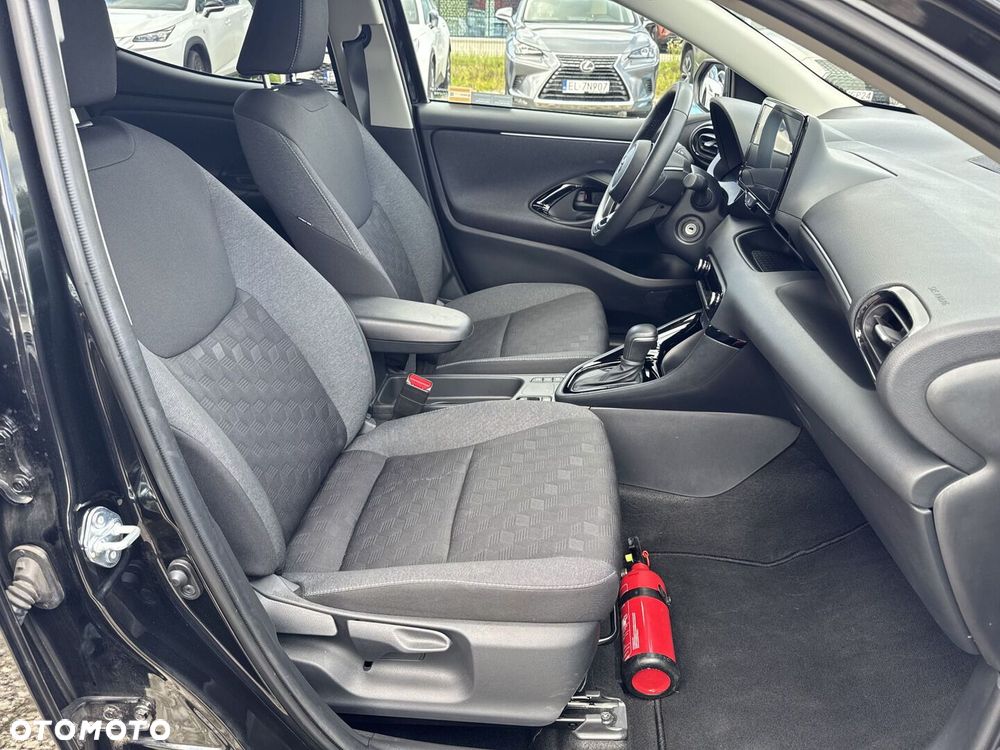 Toyota Yaris Hybrid 1.5 Style - 10