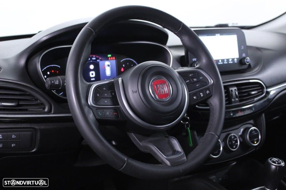 Fiat Tipo Station Wagon 1.0 GSE T3 City Life - 21