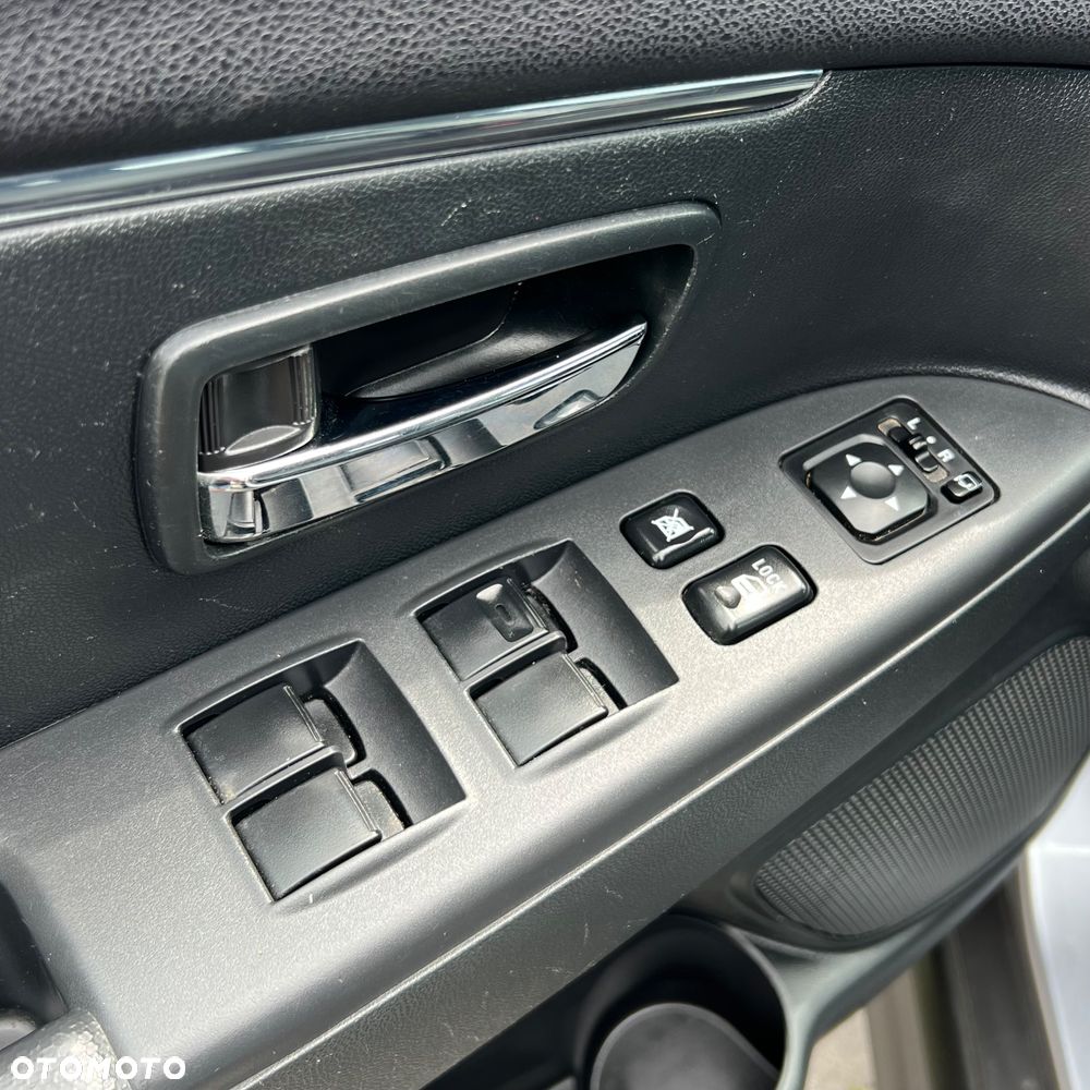 Mitsubishi ASX 1.6 DI-D 2WD Plus - 22