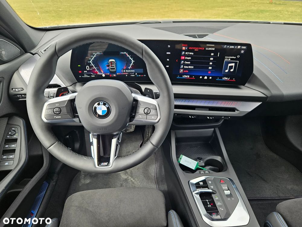 BMW Seria 1 120 mHEV - 14