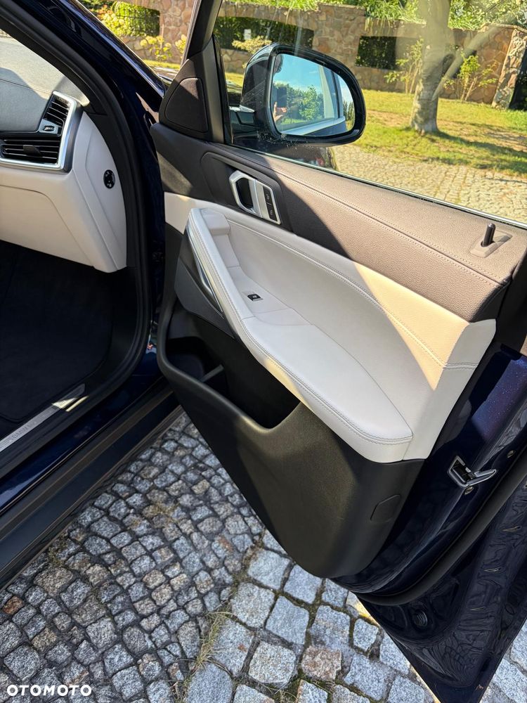BMW X6 xDrive40d mHEV - 18