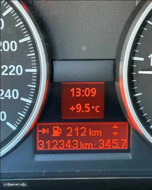 BMW 318 d Navigation - 21