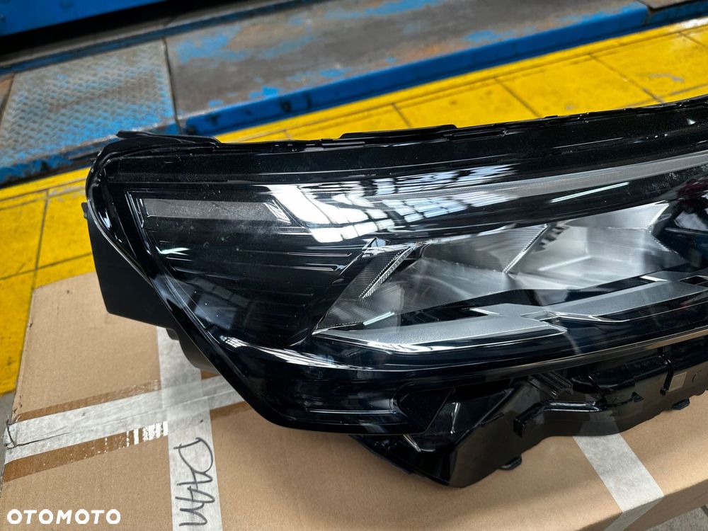 nissan townstar lampa prawa przednia przód 260107139r - 3