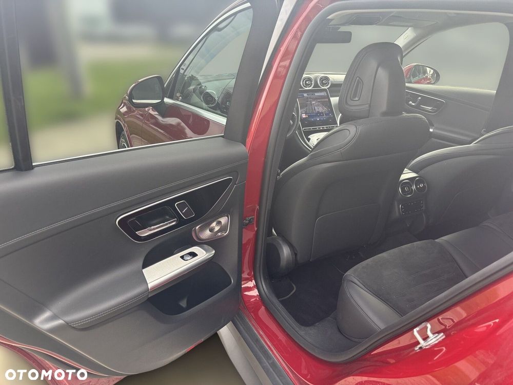 Mercedes-Benz GLC 2025