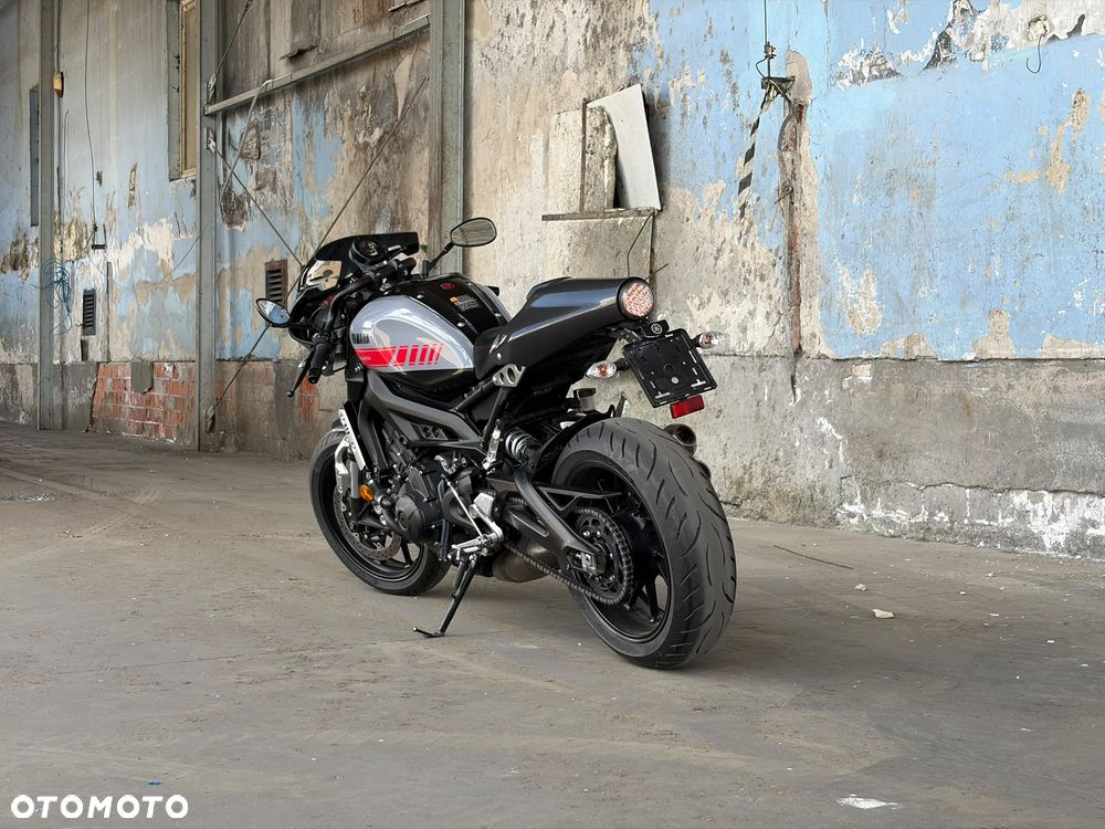 Yamaha XSR - 9