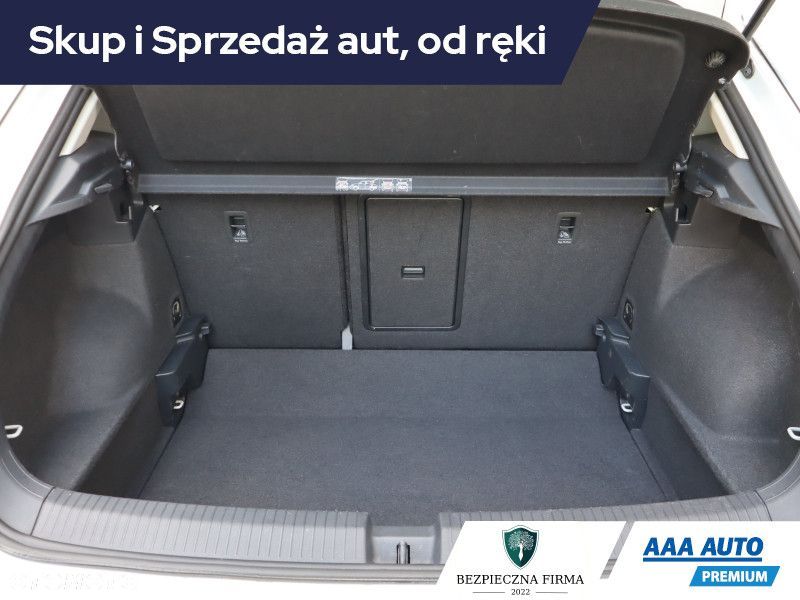 Volkswagen T-Roc - 15