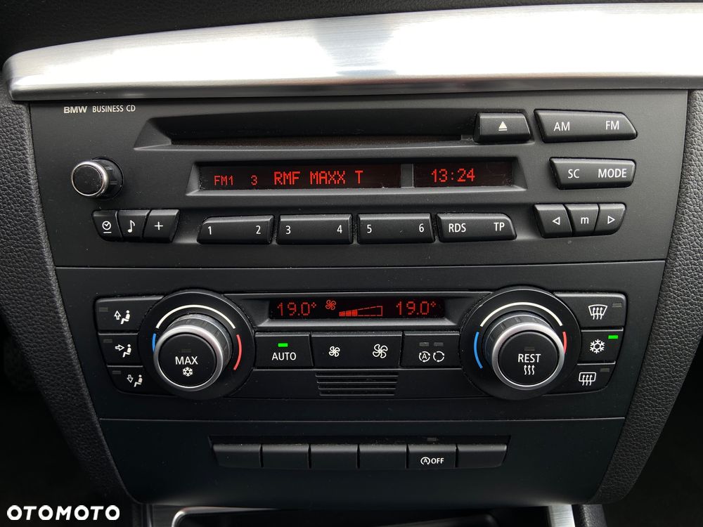 BMW Seria 1 - 21