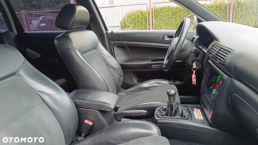 Volkswagen Passat 2.0 Exclusive - 11