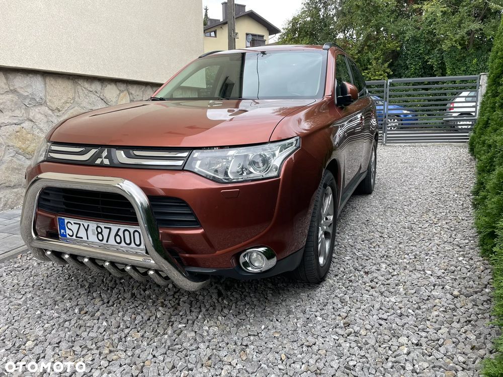 Mitsubishi Outlander 2.0 Intense + - 2