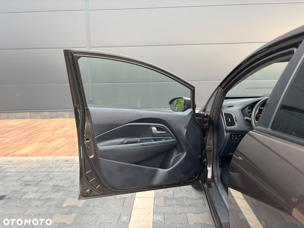 Kia Rio 1.2 M - 7